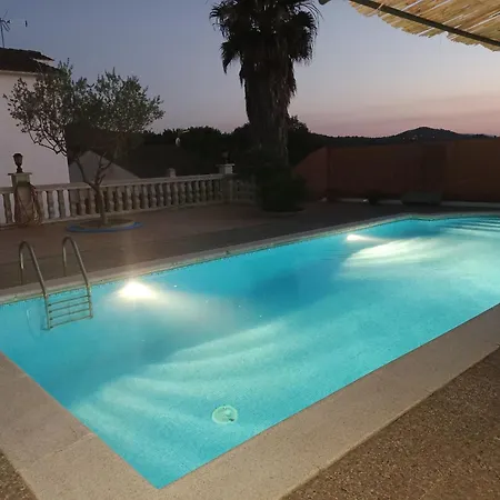 Bright In With Private Pool And Jacuzzi فيلة فيدريريس