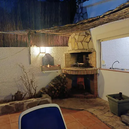 Villa Bright In With Private Pool And Jacuzzi