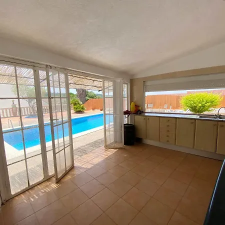 Bright In With Private Pool And Jacuzzi Villa
