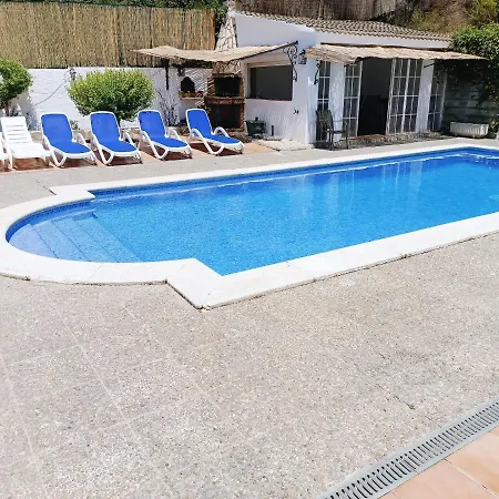 Villa Bright In With Private Pool And Jacuzzi