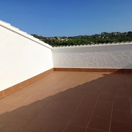 Bright In With Private Pool And Jacuzzi