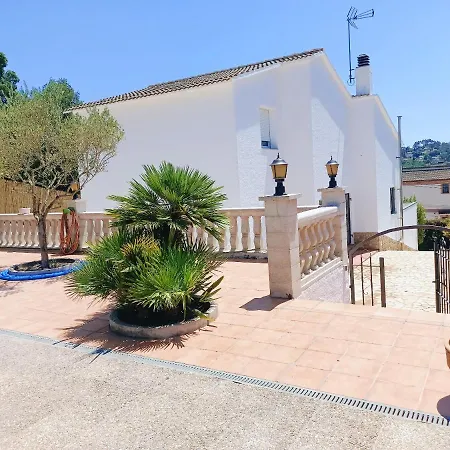 Bright In With Private Pool And Jacuzzi