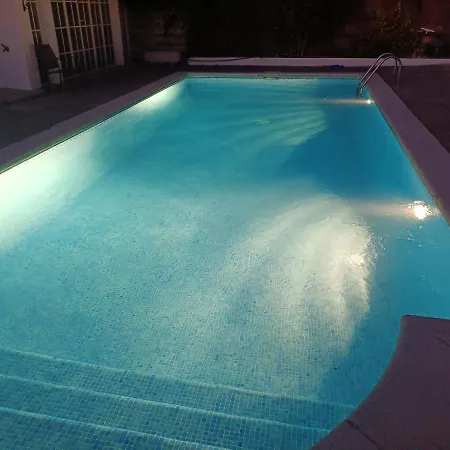 Bright In With Private Pool And Jacuzzi Villa *