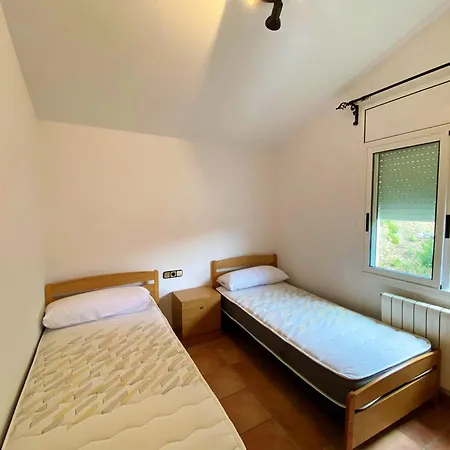 Villa Bright In With Private Pool And Jacuzzi *